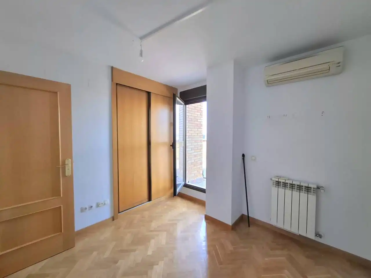 Habitación de Piso de alquiler en Valdemoro con Aire acondicionado, Calefacción y Terraza