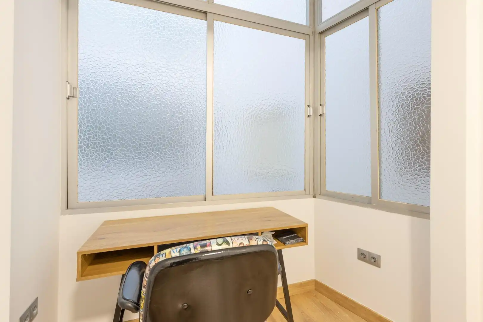 Wohnung zum Verkauf in Granada mit Parkett