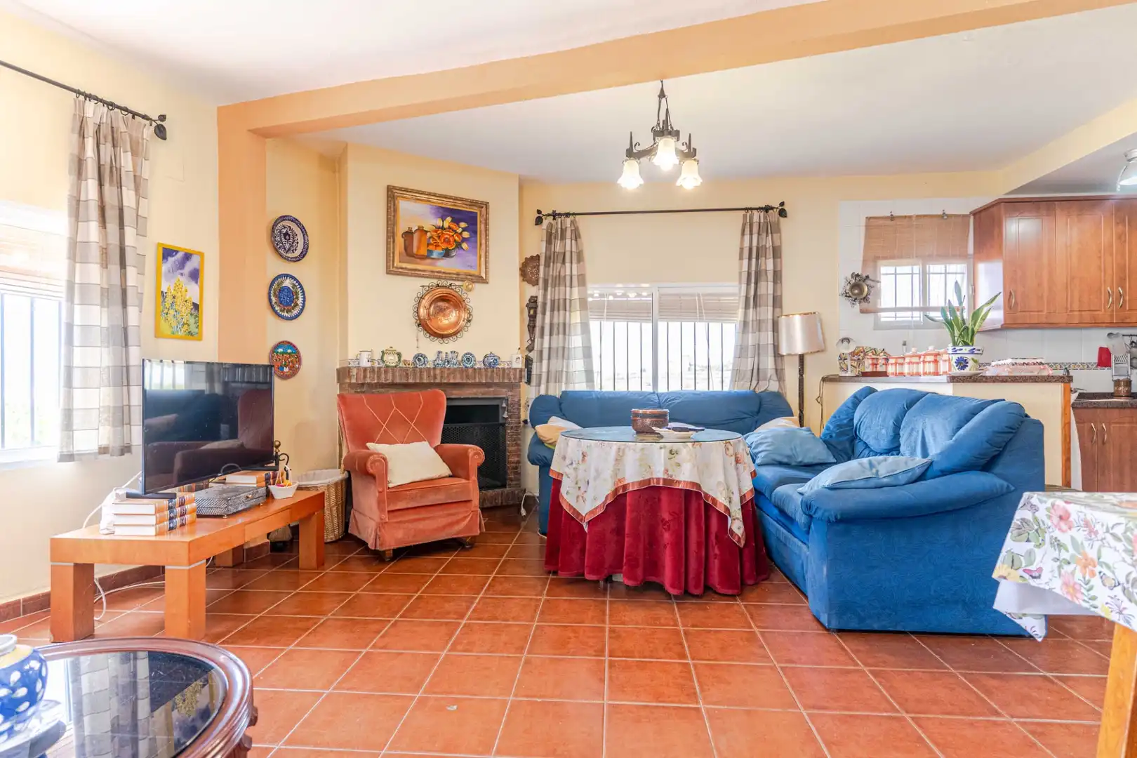 Wohnzimmer von Country house zum Verkauf in Motril mit Heizung, Abstellraum und Schwimmbad