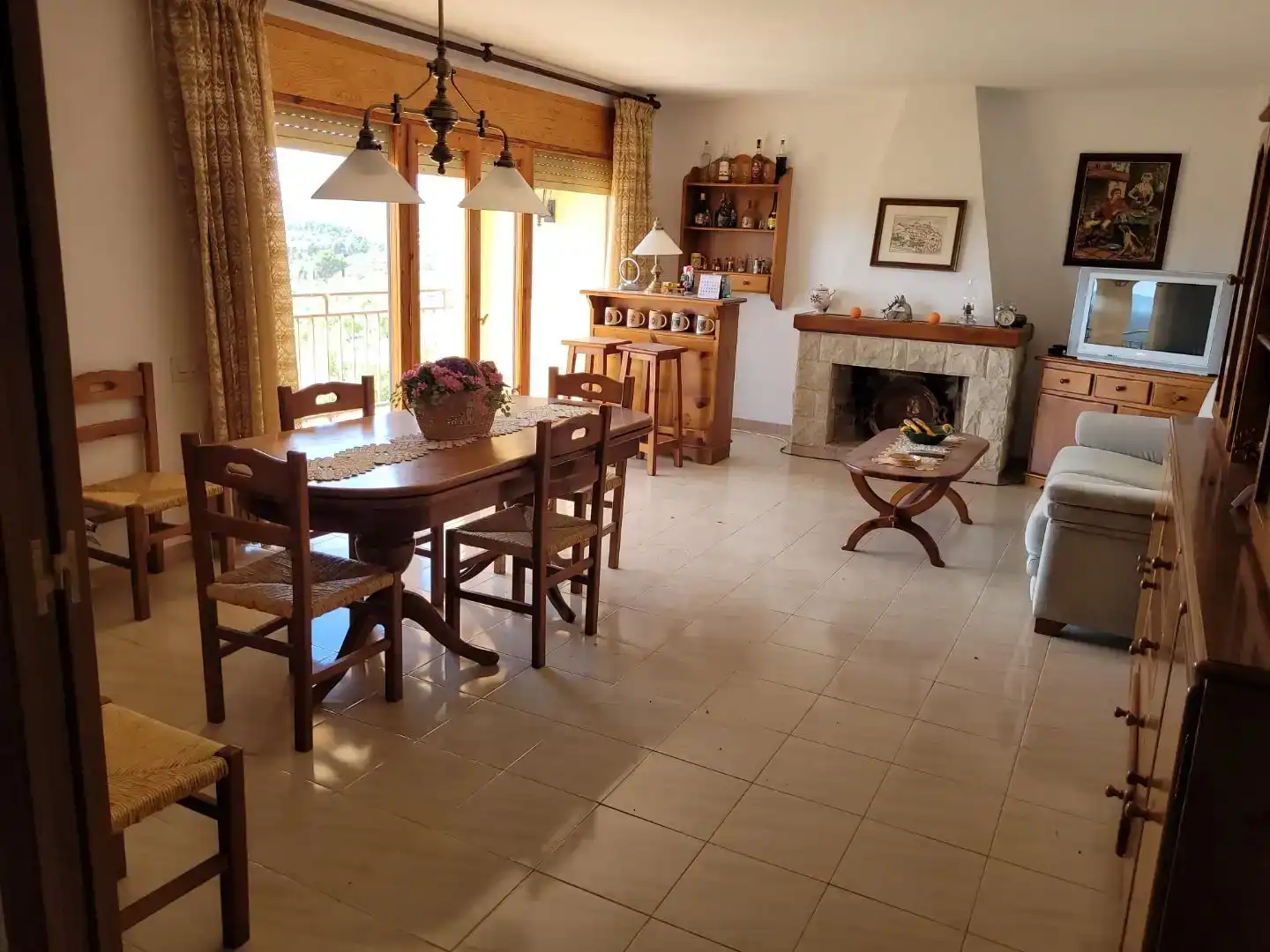 Esszimmer von Wohnung zum Verkauf in La Fresneda mit Klimaanlage, Privatgarten und Abstellraum