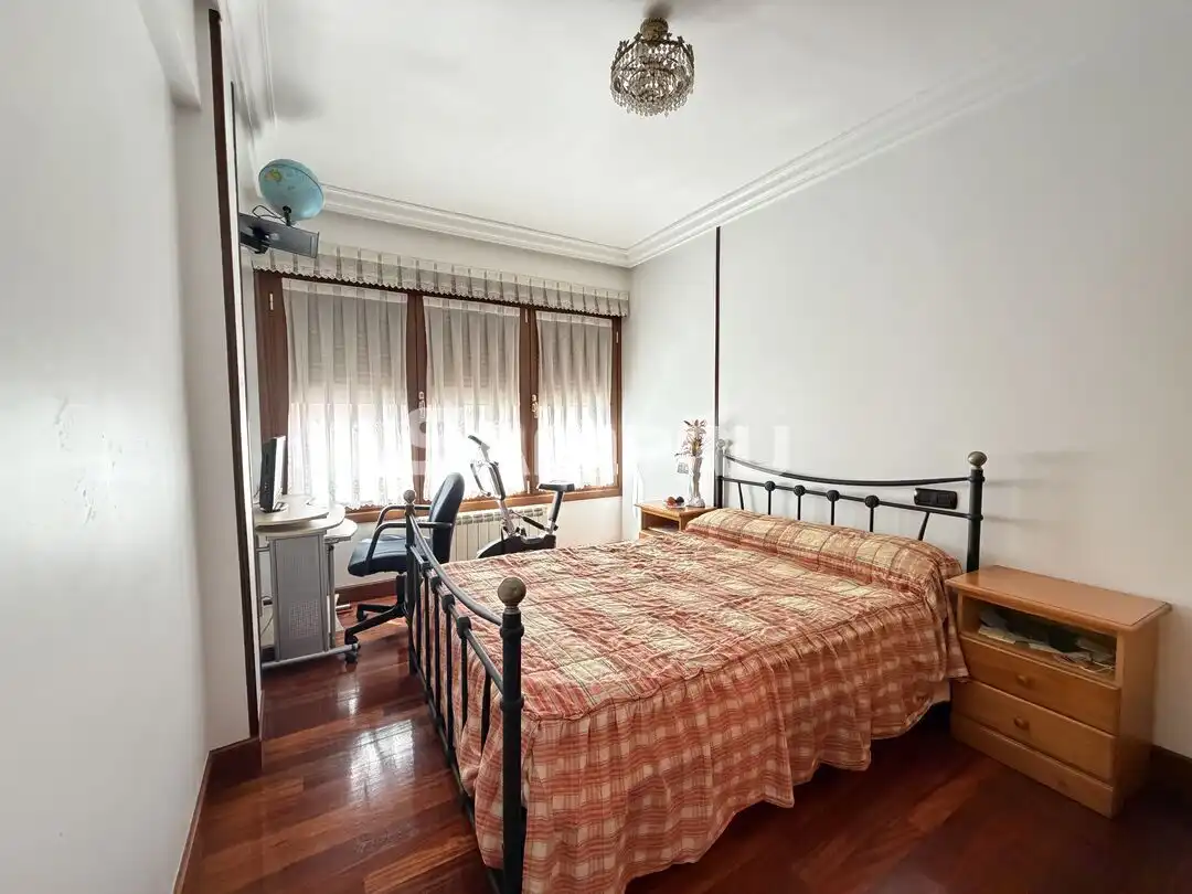 Bedroom of Flat for sale in Arrasate / Mondragón  with Storage room and Balcony