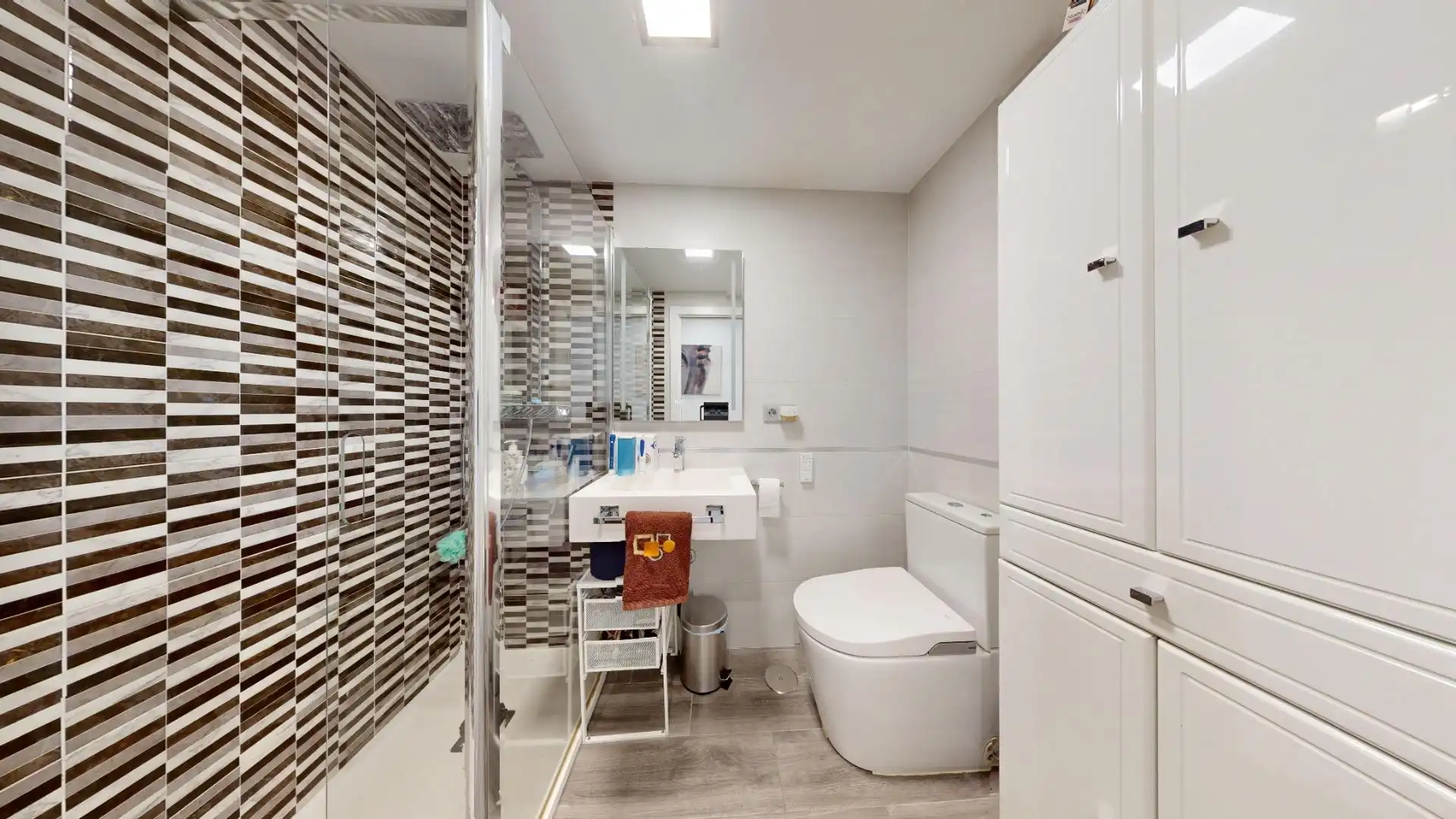 Baño de Piso en venta en Madrid con Aire acondicionado, Calefacción y Terraza