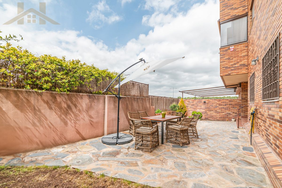 Terrace of Flat for sale in Navalcarnero  with Air Conditioner, Heating and Private garden