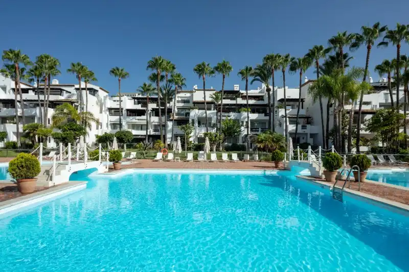 Apartament amb piscina en venda a Milla de Oro