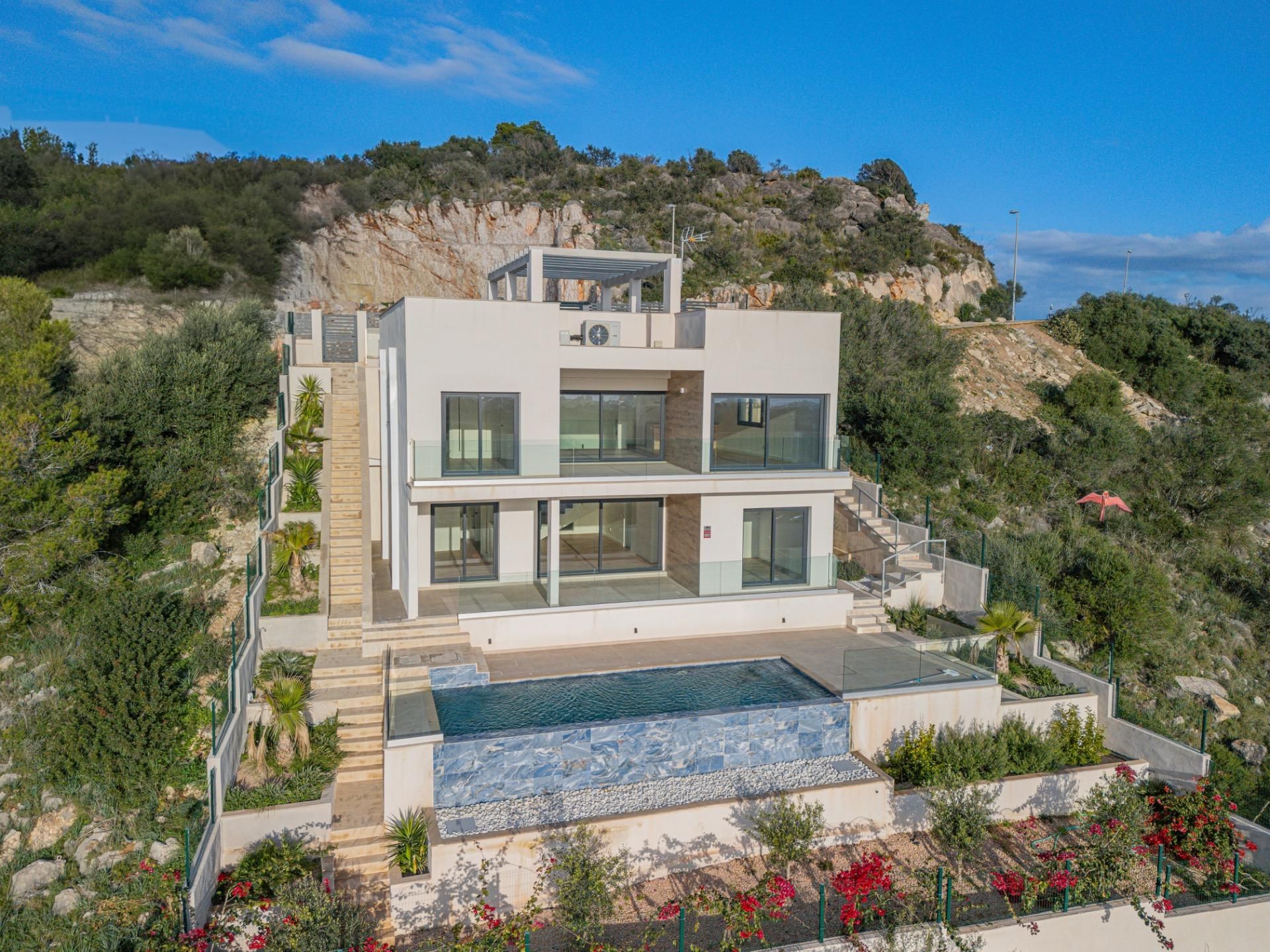 Vista exterior de Casa o xalet en venda en Son Servera amb Aire condicionat, Calefacció i Jardí privat