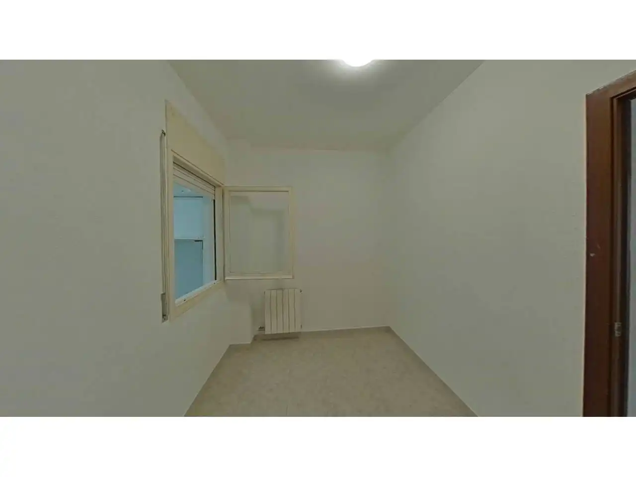Bedroom of Flat for sale in Terrassa  with Heating