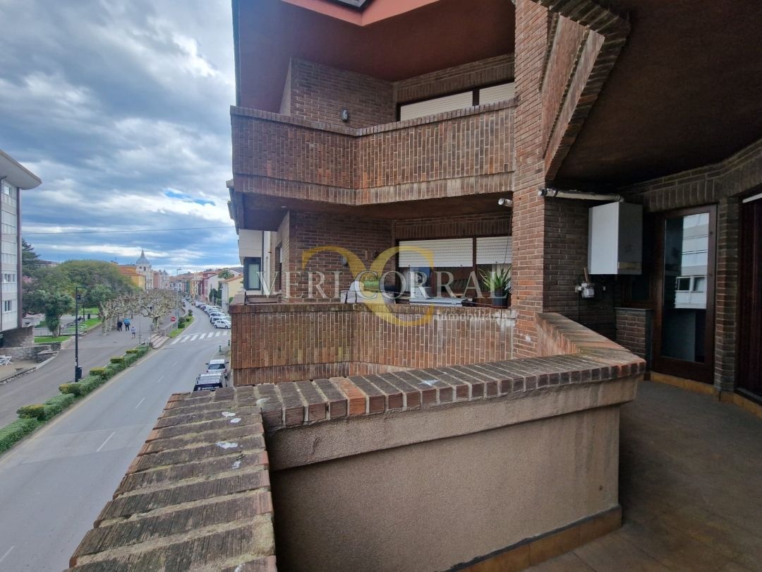 Flat for sale in Avenida la Paz, Llanes pueblo