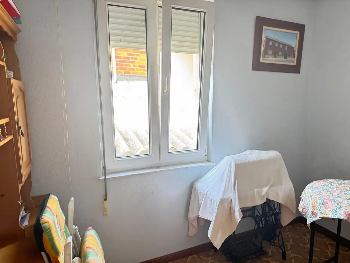 Dormitori de Casa o xalet en venda en Urdiales del Páramo amb Calefacció, Traster i Internet