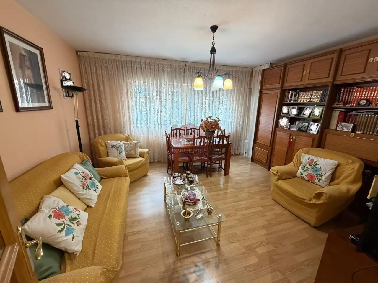 Sala de estar de Piso en venta en Salamanca con Calefacción, Amueblado y Balcón