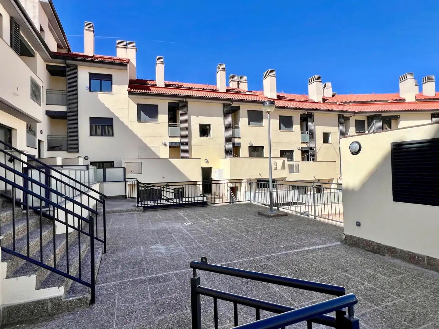 Exterior view of Flat for sale in Cadrete, Zaragoza