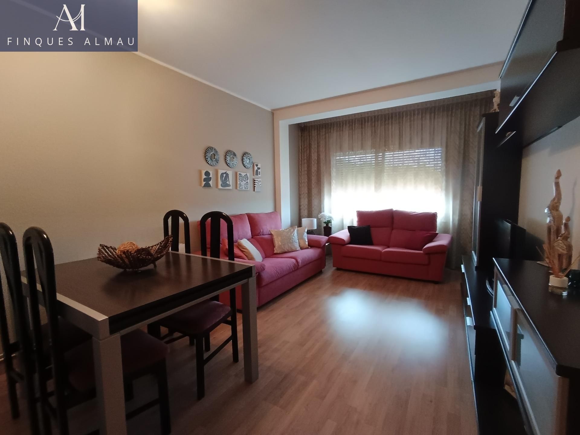 Sala de estar de Piso en venta en Gelida con Calefacción, Terraza y Balcón