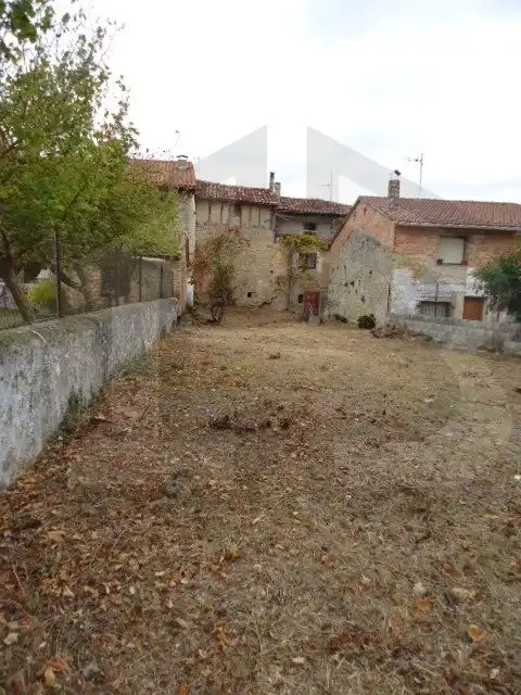 Casa con terraza en venta en Valle de Tobalina, imagen 5
