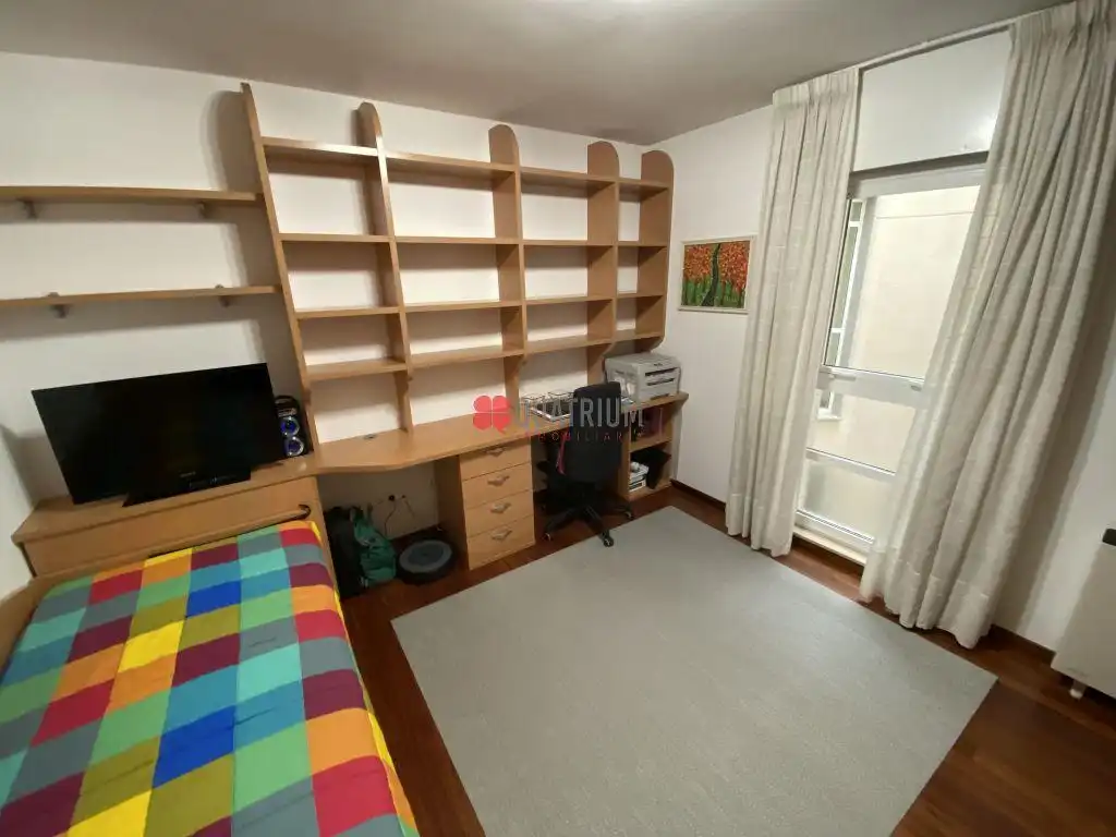 Habitación de Dúplex en venta en Ames con Calefacción, Trastero y Piscina