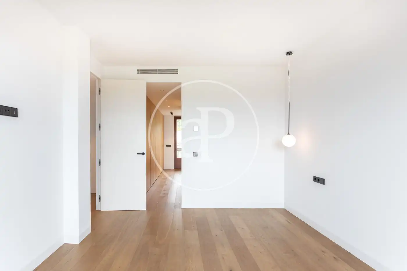 Piso de alquiler en Barcelona con Aire acondicionado, Calefacción y Jardín privado