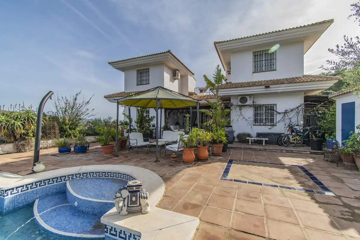 Chalet con piscina en venta en Calle Málaga, imagen 17