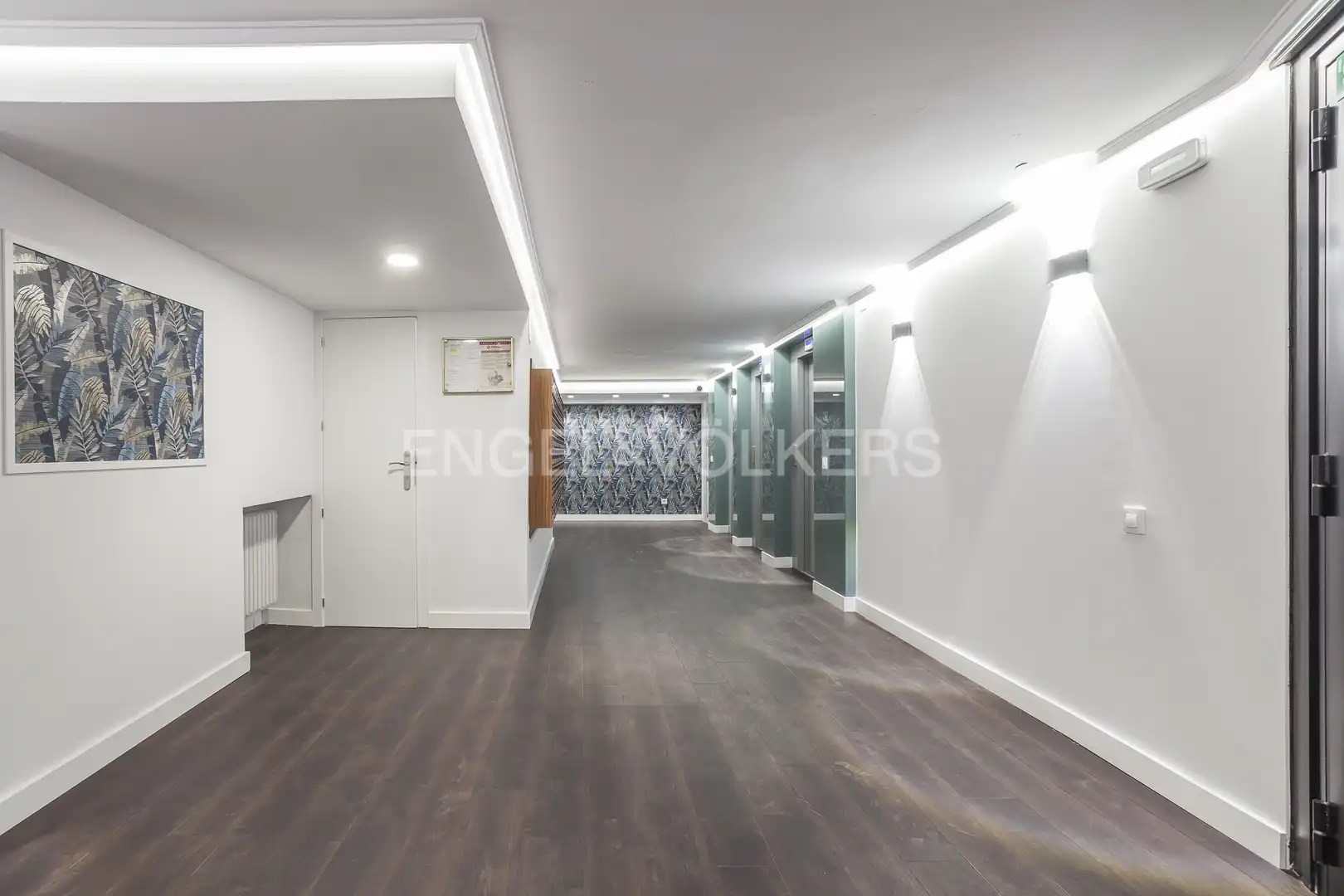 Flat for rent in Madrid  with Air Conditioner, Heating and Furnished