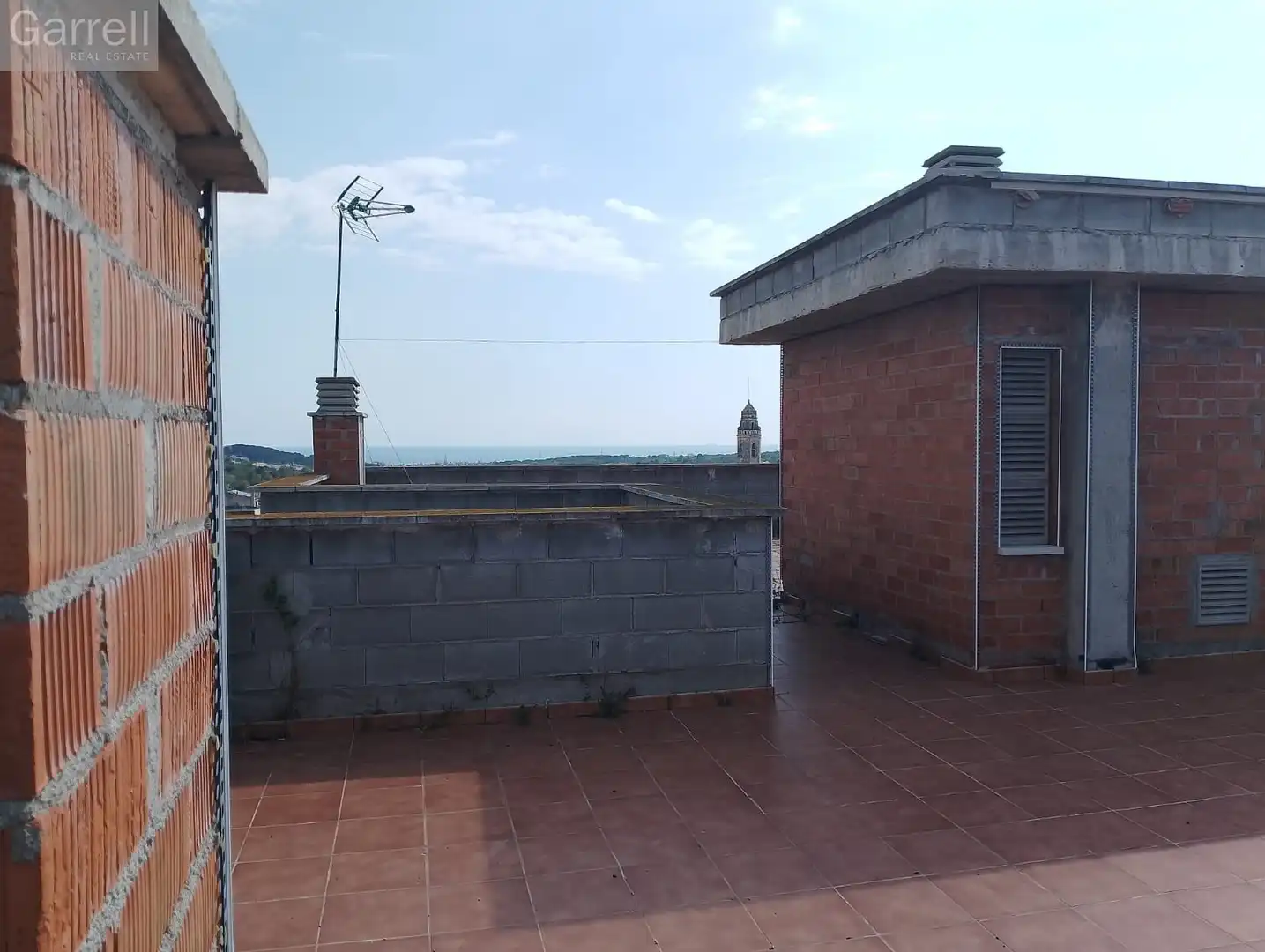 Terrassa de Edifici en venda en La Pobla de Montornès  