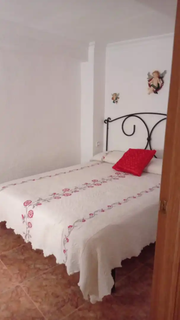Habitación de Casa o chalet en venta en Buenache de Alarcón con Calefacción, Terraza y Trastero