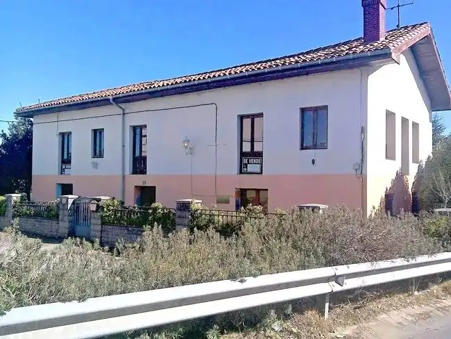 Exterior view of Houses for sale in Bárcena de Cicero