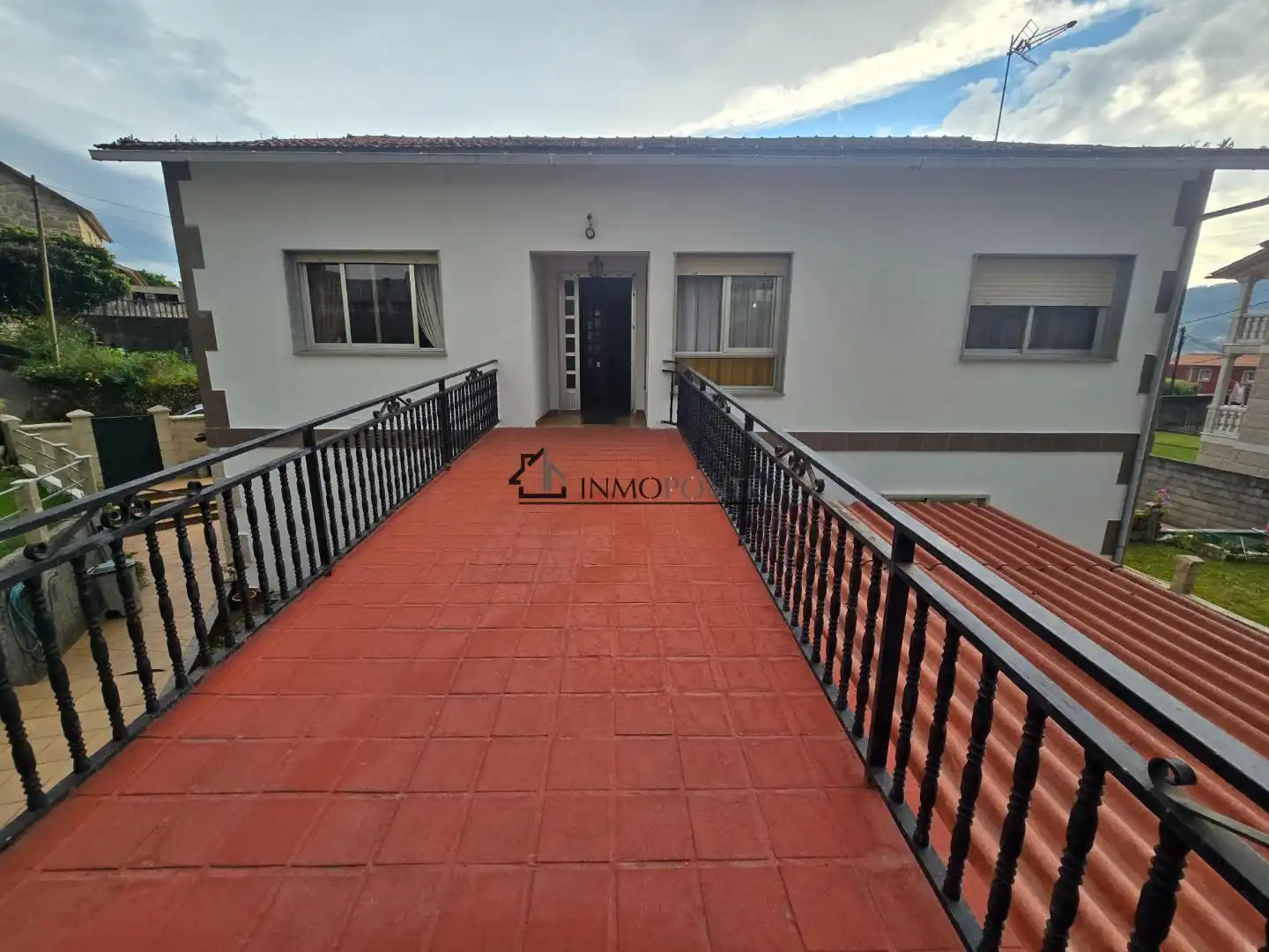 Exterior view of Houses for sale in Moaña  with Heating, Private garden and Terrace