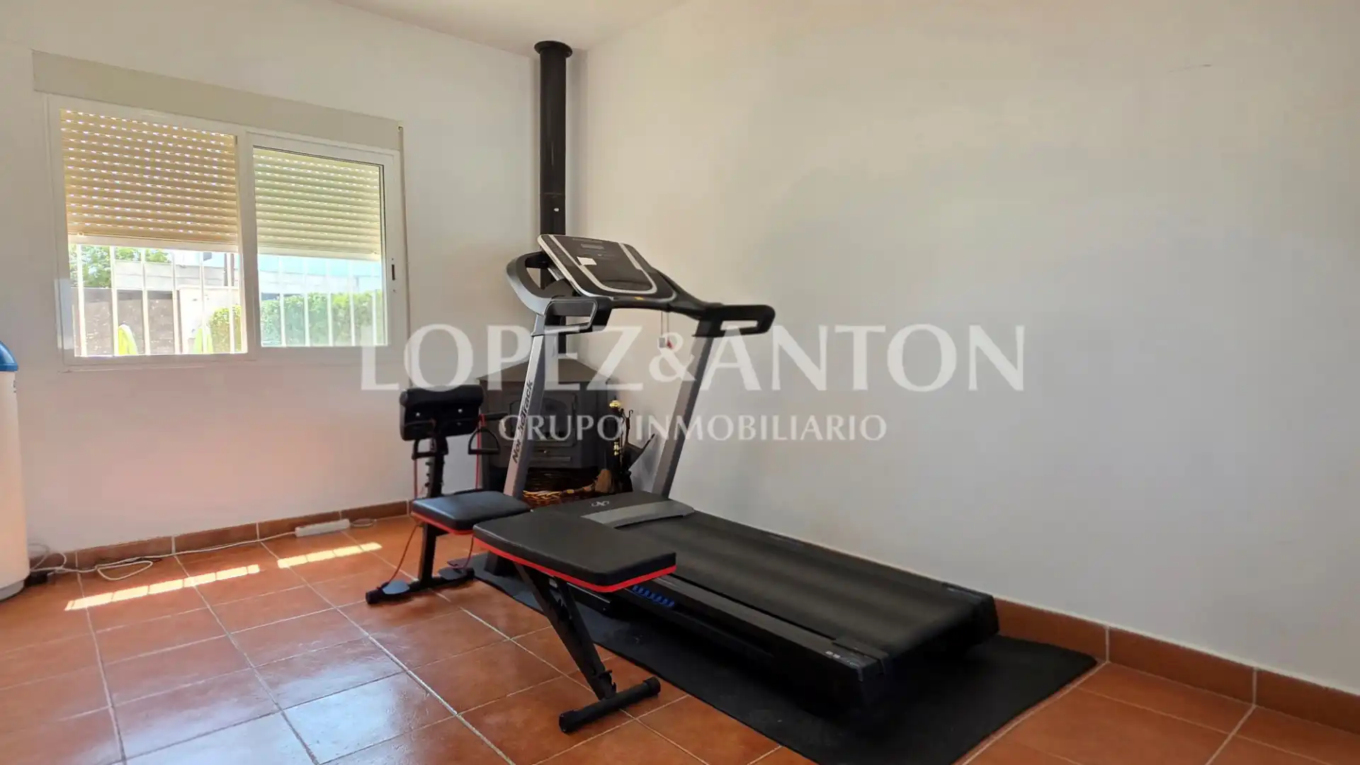 Casa o chalet en venta en L'Eliana con Aire acondicionado, Calefacción y Jardín privado