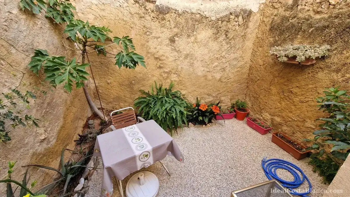 Casa rustica con giardino in vendita a Casco urbano, imagen 2