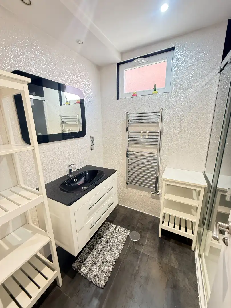 Badezimmer von Wohnung zum Verkauf in Palencia mit Heizung und Möbliert