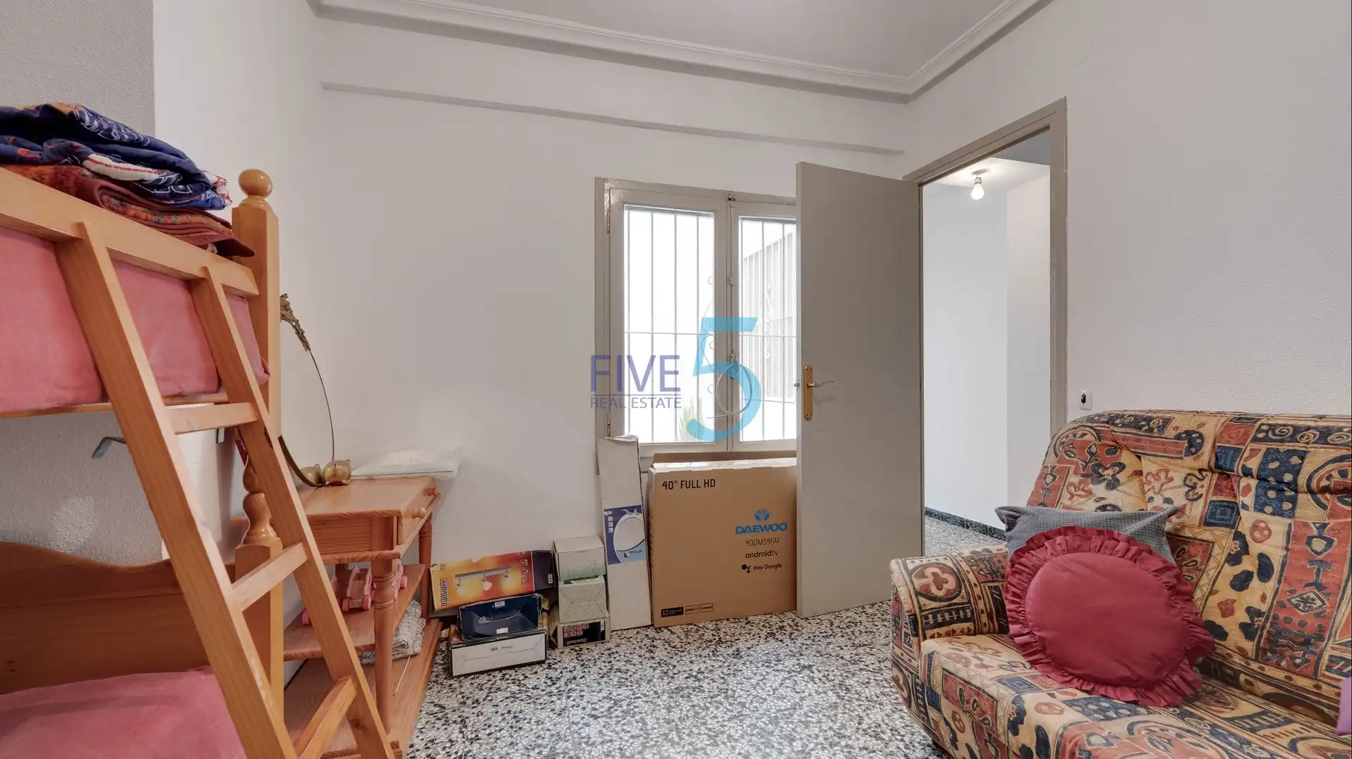 Living room of Flat for sale in Elche / Elx  with Furnished and Balcony
