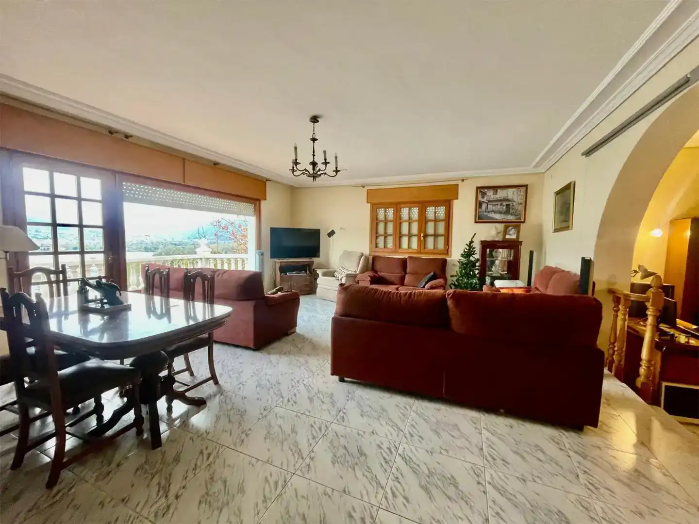 Sala d'estar de Casa o xalet en venda en Petín amb Jardí privat, Parquet i Traster