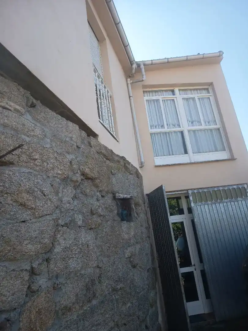 Vista exterior de Casa adosada en venda en Montederramo amb Traster, Moblat i Rentadora