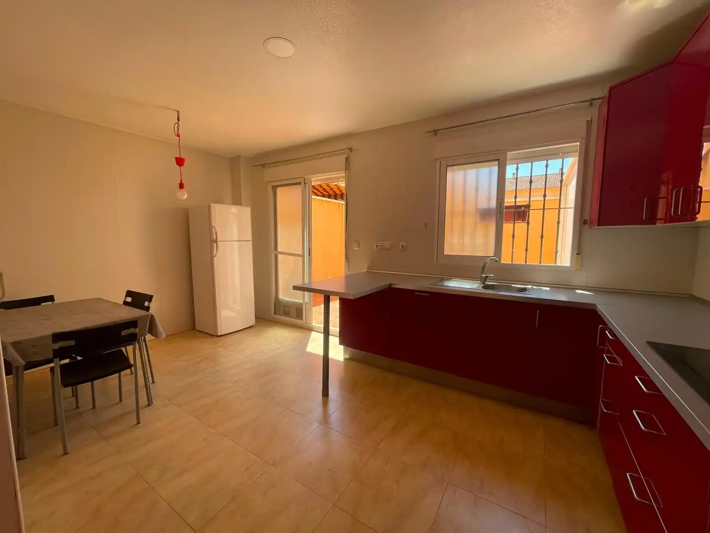 Cuina de Casa o xalet en venda en Murcia amb Aire condicionat, Terrassa i Balcó