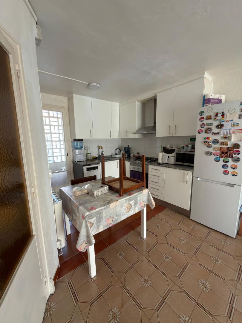 Cuina de Pis en venda en Sabadell amb Aire condicionat i Terrassa