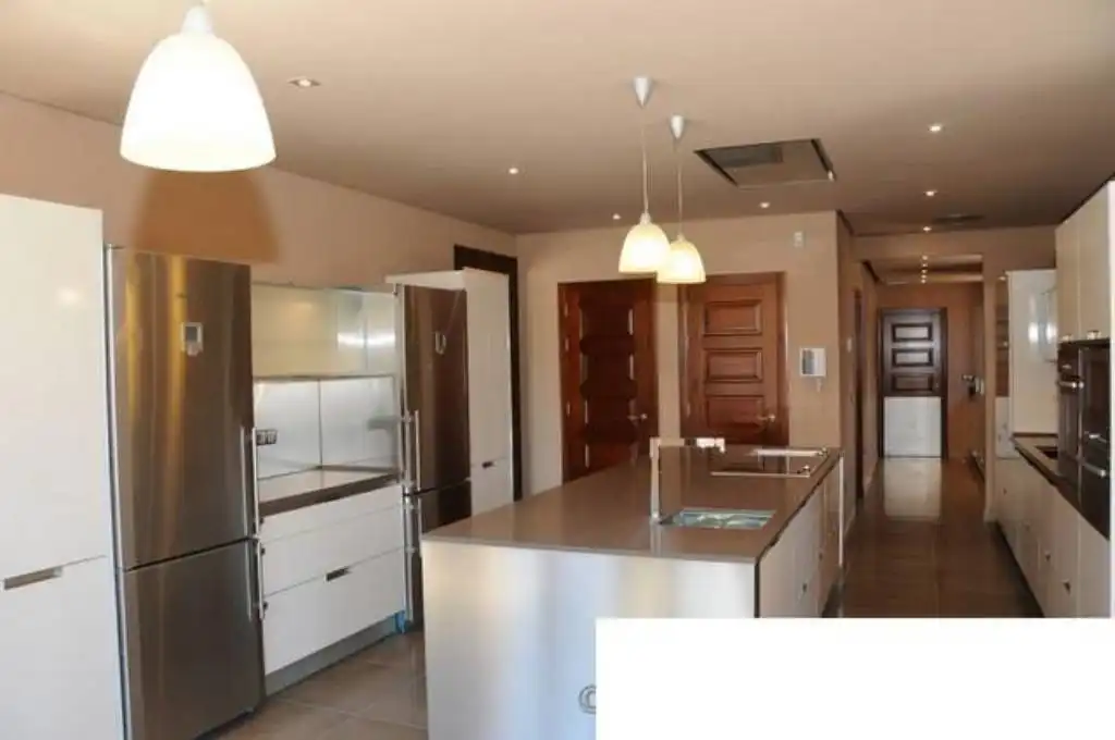 Cocina de Casa o chalet en venta en Bormujos con Aire acondicionado, Jardín privado y Terraza