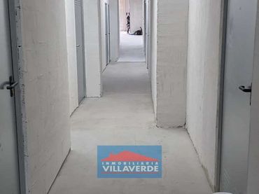 Gewerbefläche zur Miete in Coiro