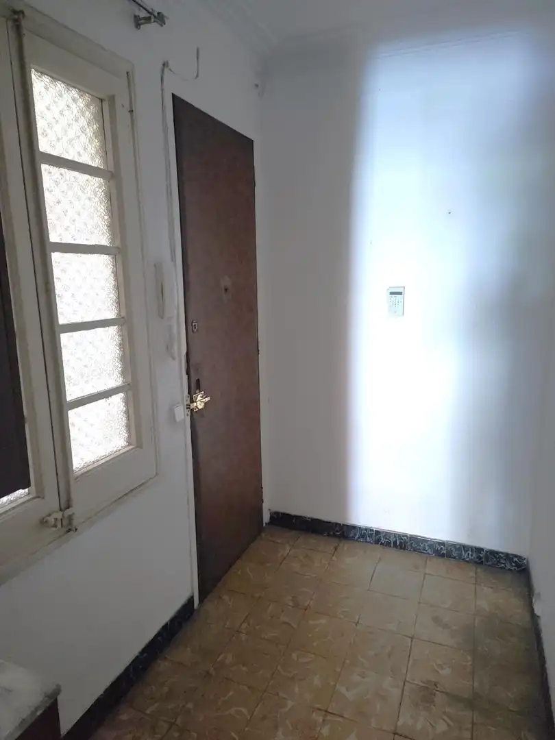 Flat for sale in Barcelona  with Heating
