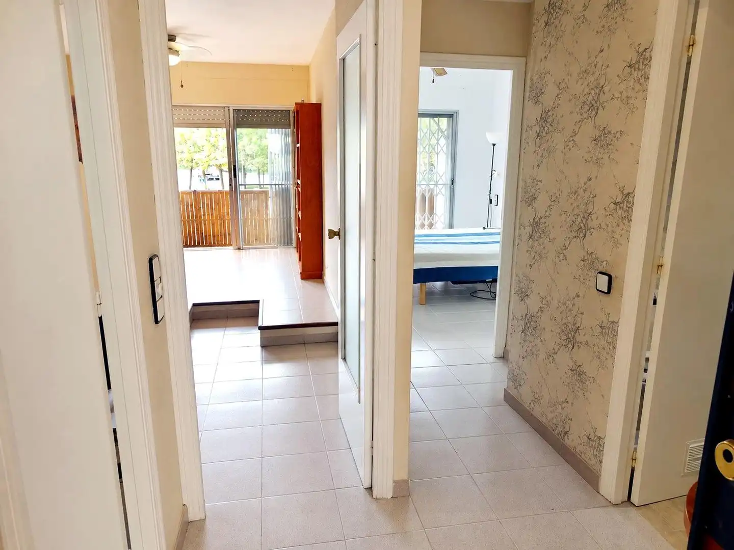 Wohnung zum Verkauf in Amposta mit Terrasse, Abstellraum und Balkon