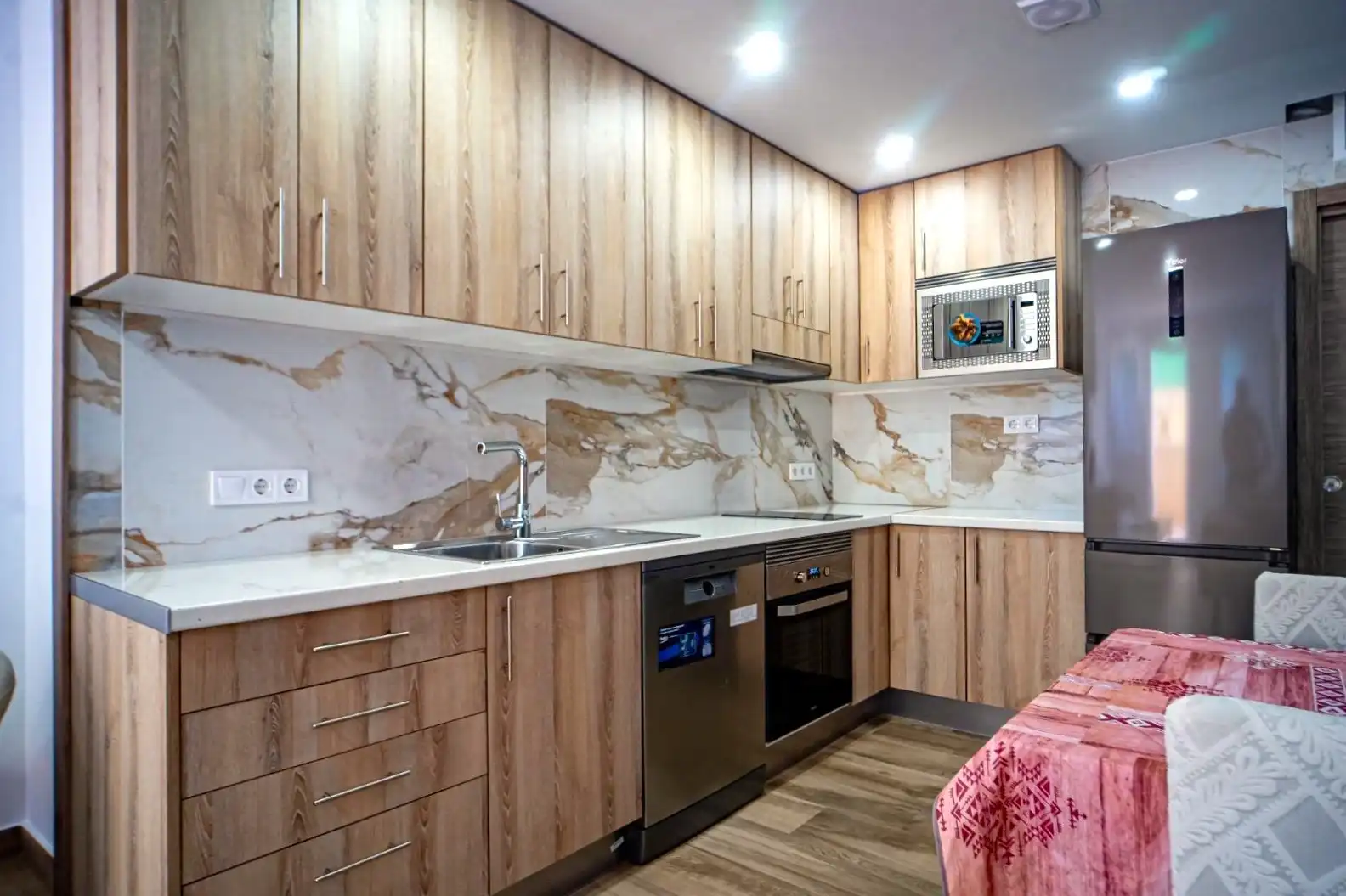 Casa con terraza en venta en Pueblo - Urbanizaciones, imagen 42