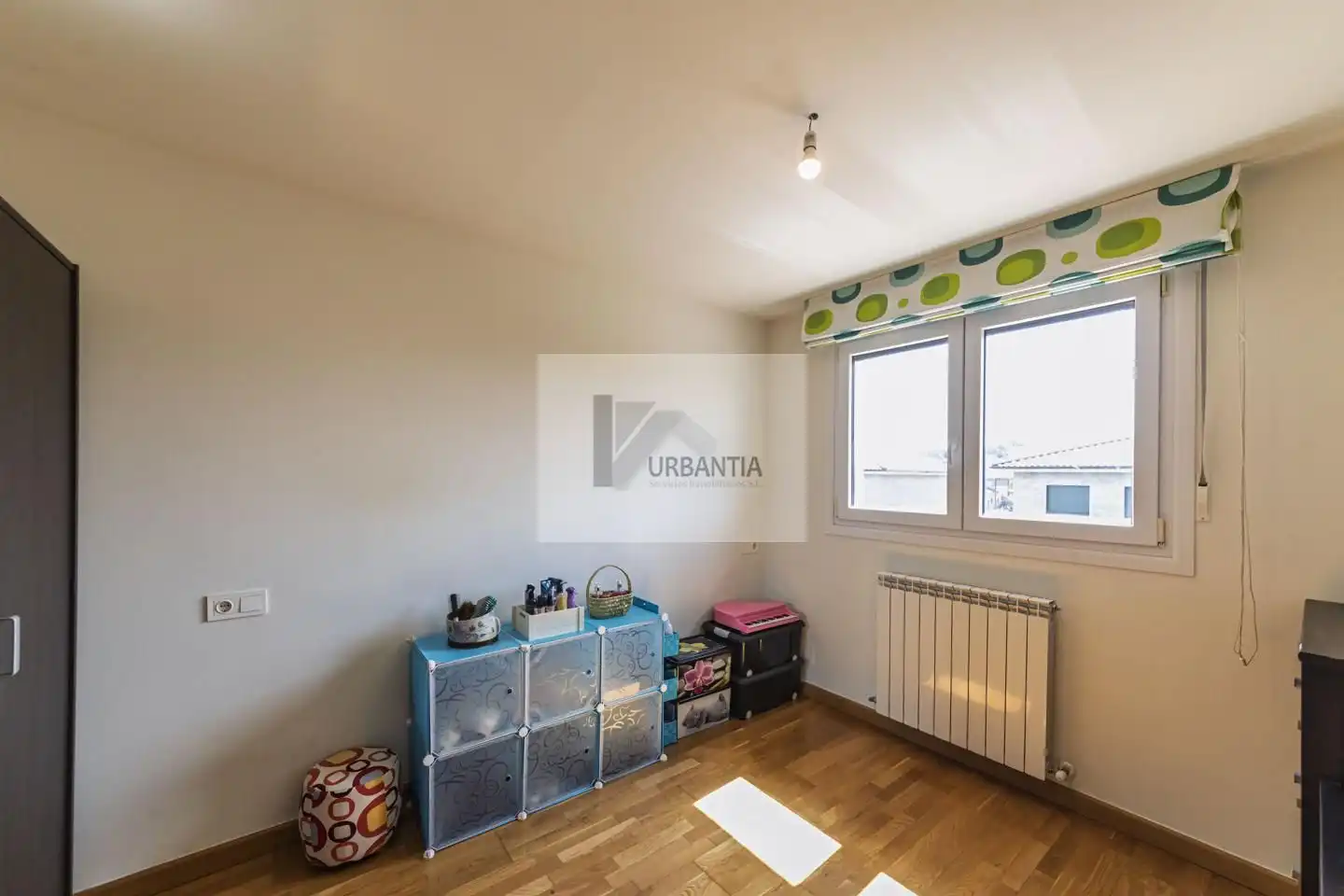 Habitación de Casa adosada en venta en Cendea de Olza / Oltza Zendea con Calefacción, Jardín privado y Parquet