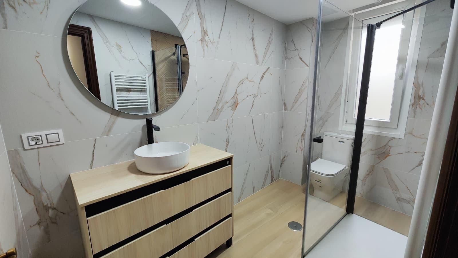 Piso de alquiler en  ALFONSO V, 7, Centro Ciudad