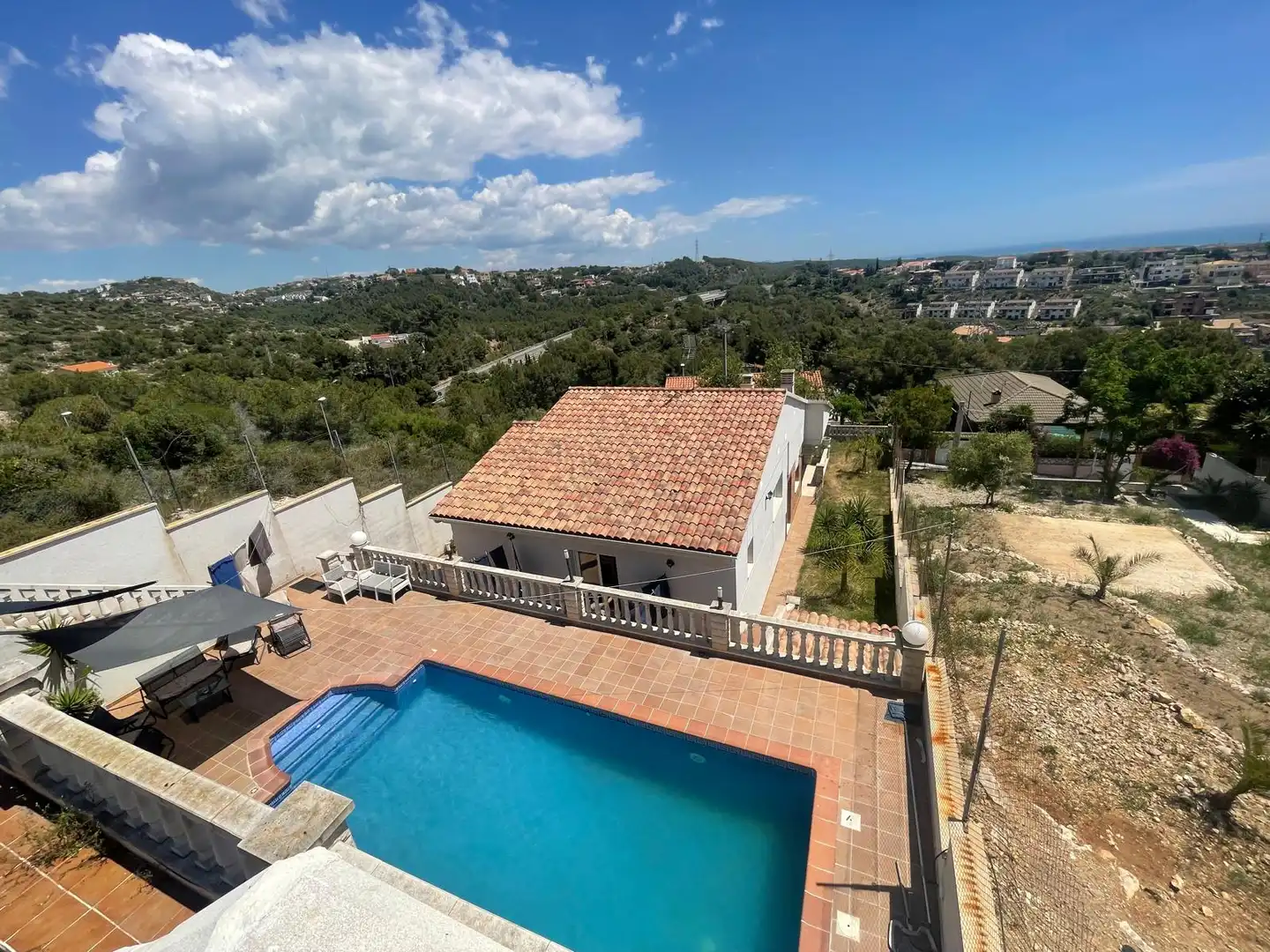 Piscina de Casa o chalet en venta en Calafell con Aire acondicionado, Jardín privado y Terraza