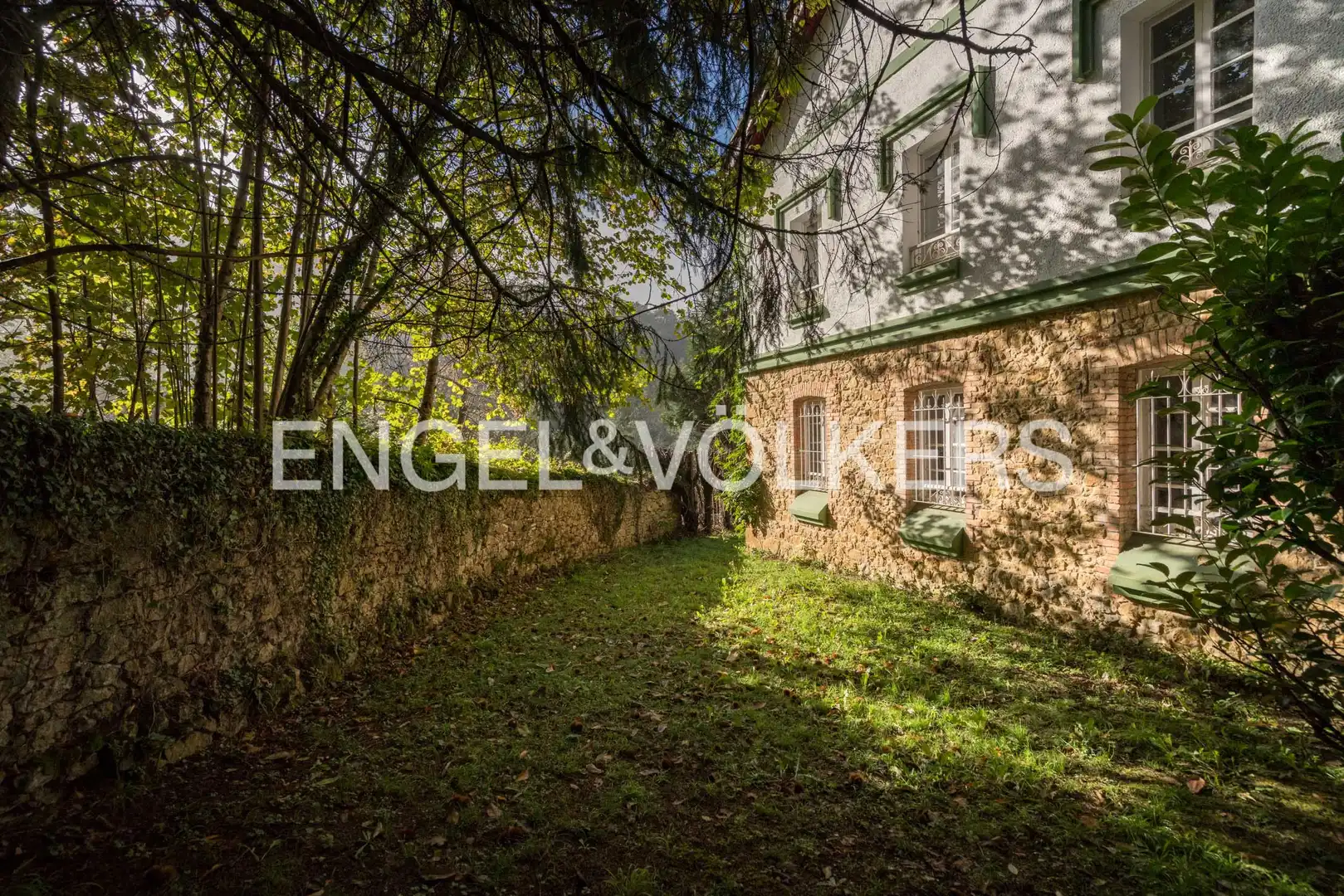 Vista exterior de Casa o chalet en venta en Nava, Asturias
