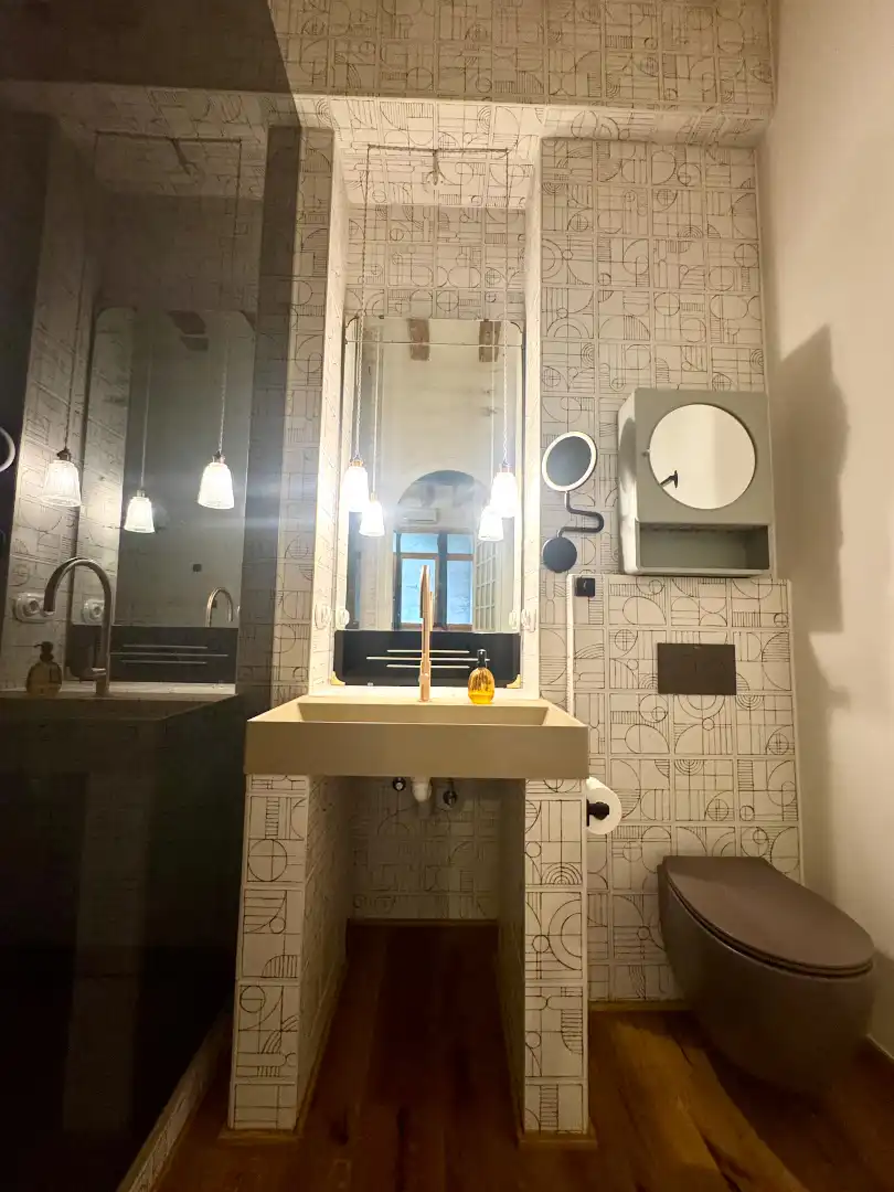 Bathroom of Lofts for sale in Barcelona  with Air Conditioner, Private garden and Parquet flooring
