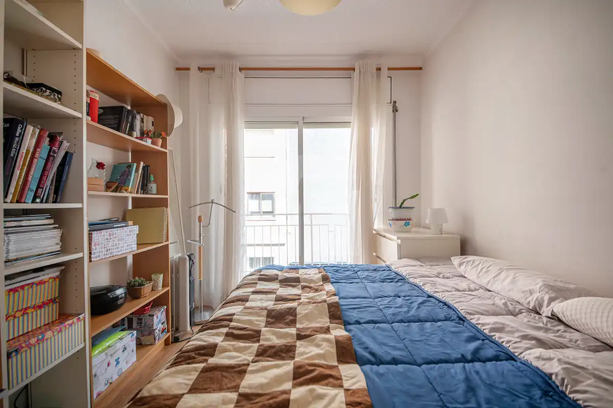 Bedroom of Flat for sale in Barcelona  with Air Conditioner