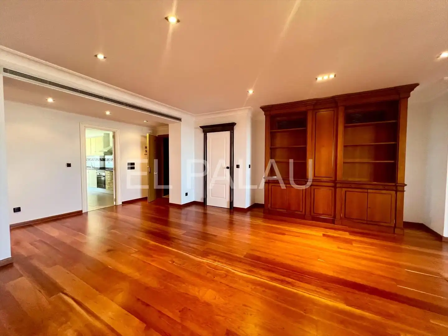 Sala de estar de Piso de alquiler en Valencia con Aire acondicionado, Calefacción y Parquet