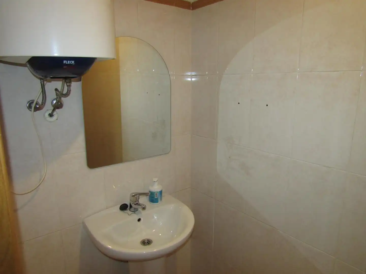 Bathroom of Office for rent in Torrejón de Ardoz  with Air Conditioner