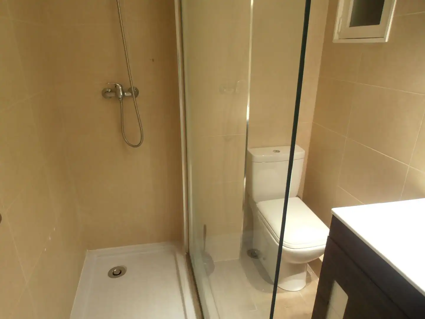 Baño de Piso en venta en Sabadell con Calefacción, Terraza y Balcón