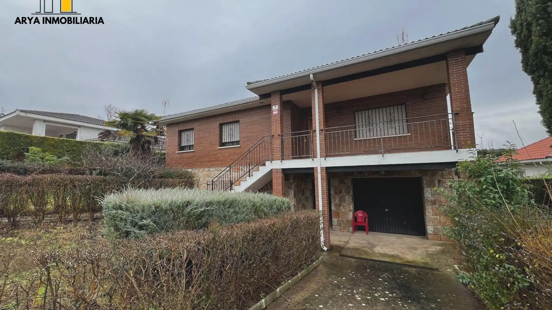 Vista exterior de Casa o chalet en venta en Galápagos con Jardín privado, Terraza y Trastero