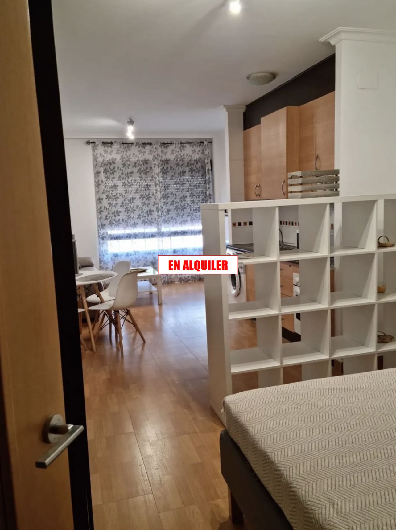 Bedroom of Apartment to rent in Ciudad Real Capital  with Air Conditioner, Heating and Swimming Pool