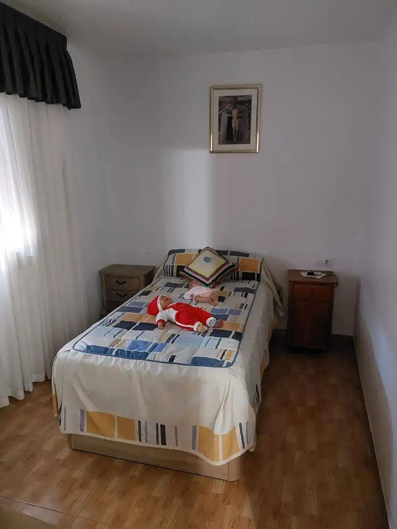 Casa adosada en venta en Bujalance