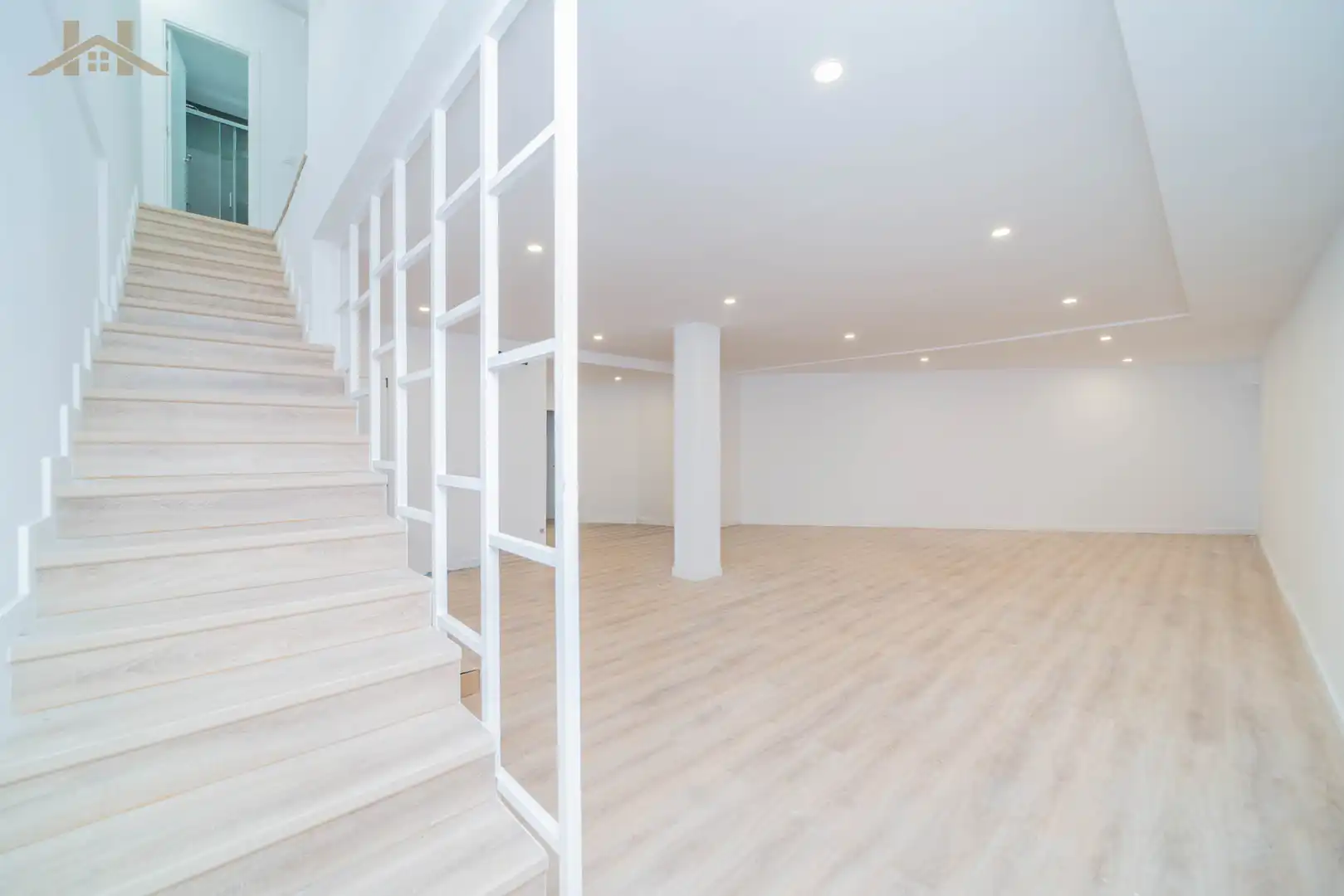 Flat for sale in Pinto  with Air Conditioner, Heating and Oven